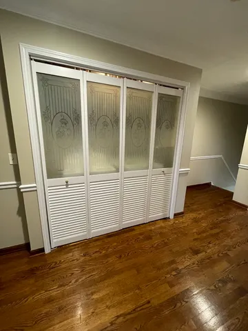 $2,800 | 4 North Tower Road, Oak Brook, IL 60523