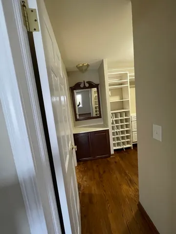 $2,800 | 4 North Tower Road, Oak Brook, IL 60523