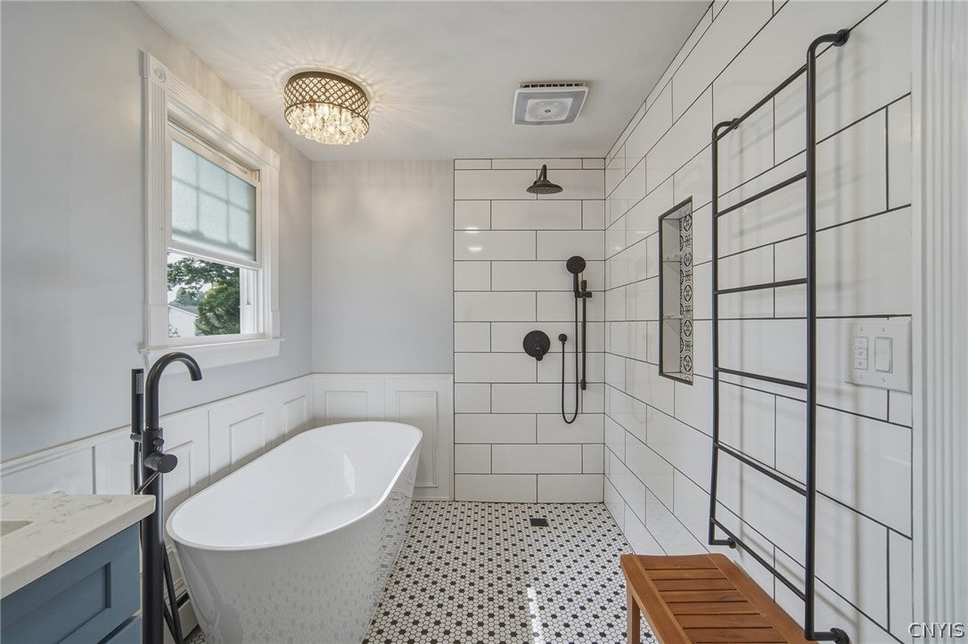 203 Riverdale Road Liverpool, NY 13090 - Photo 26 of 47 Gallery Image 26