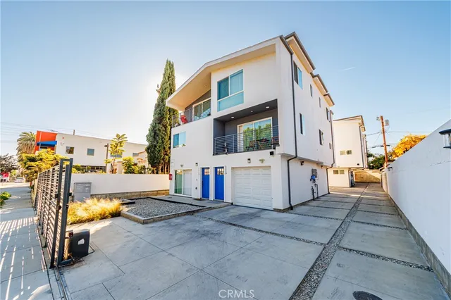 $2,550,000 | 1119 North Berendo Street, Los Angeles, CA 90029