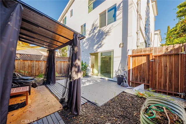 $2,550,000 | 1119 North Berendo Street, Los Angeles, CA 90029