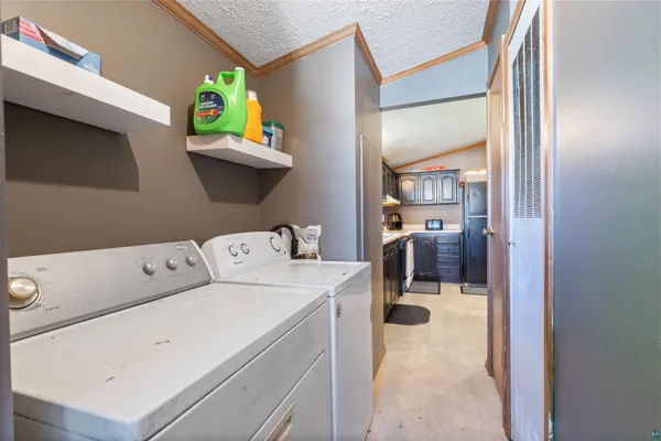 $340,000 | 9395 Larson Road, Brookston, MN 55711