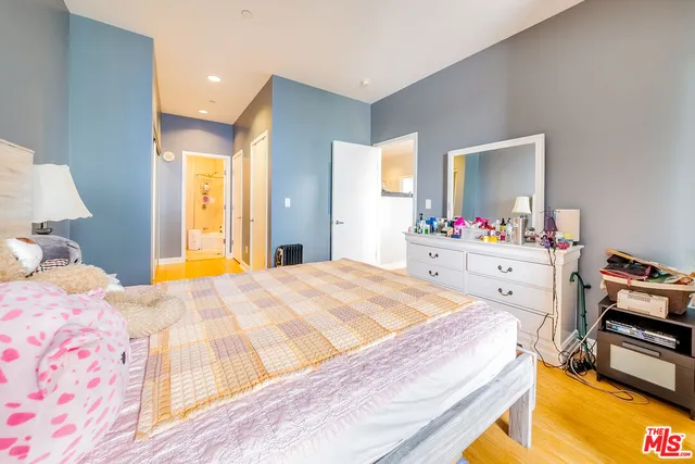 $759,000 | 3810 Wilshire Boulevard, Unit 1105, Los Angeles, CA 90010