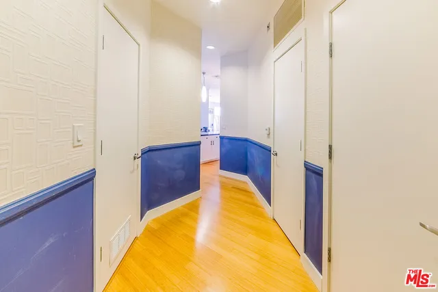 $759,000 | 3810 Wilshire Boulevard, Unit 1105, Los Angeles, CA 90010