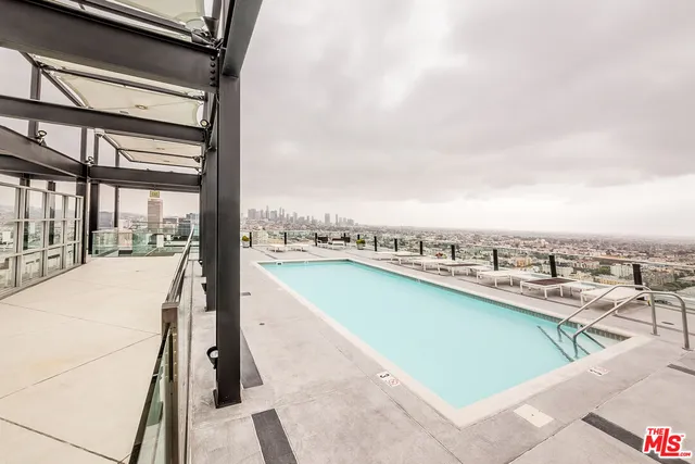 $759,000 | 3810 Wilshire Boulevard, Unit 1105, Los Angeles, CA 90010