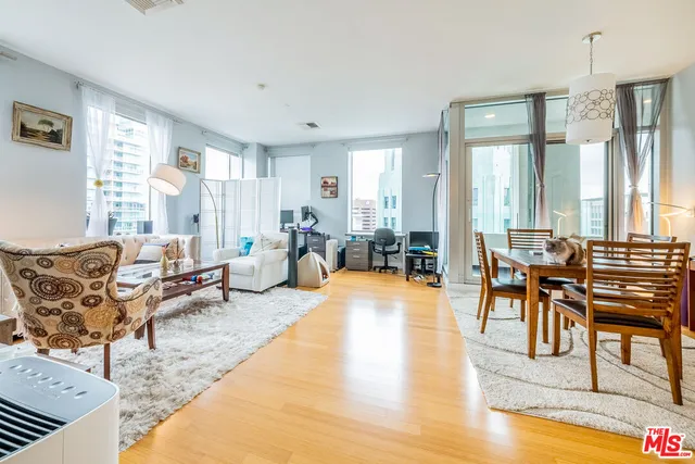 $759,000 | 3810 Wilshire Boulevard, Unit 1105, Los Angeles, CA 90010