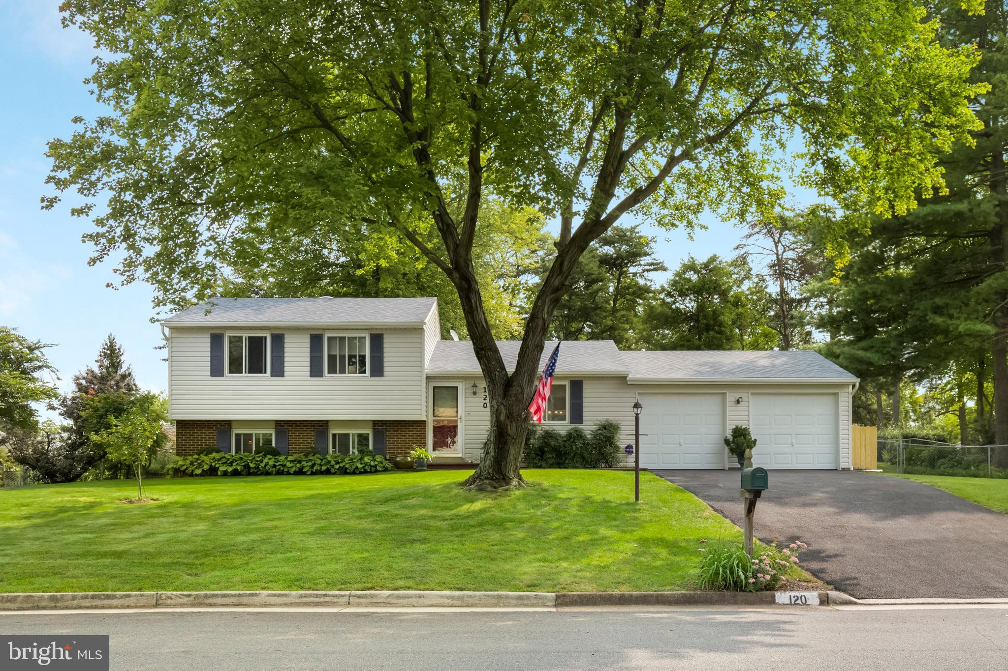 120 Magnolia Road Sterling, VA 20164 - Photo 1 of 33 Gallery Image 1