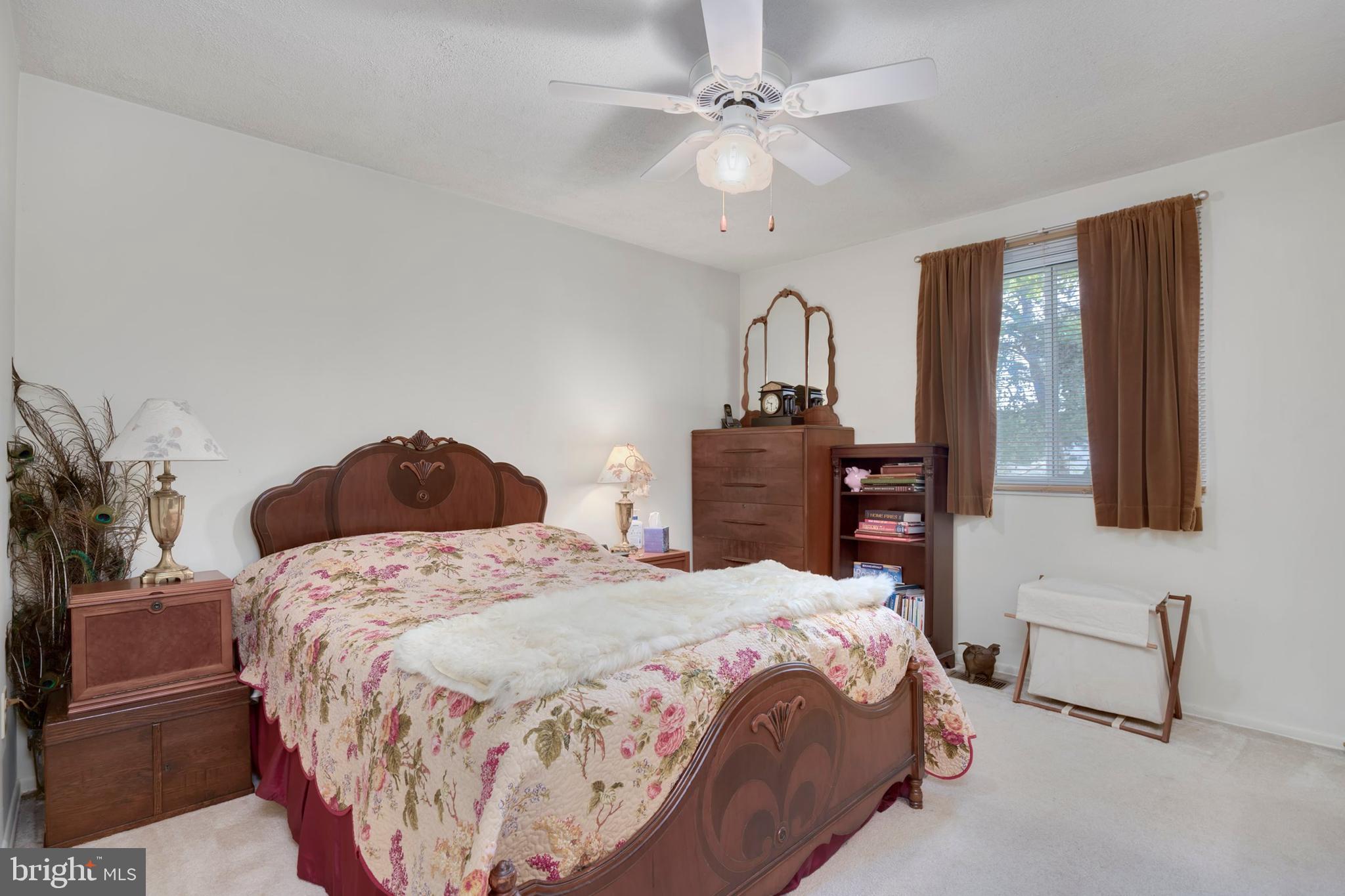 120 Magnolia Road Sterling, VA 20164 - Photo 16 of 33 Master bedroom with attached full bathroom