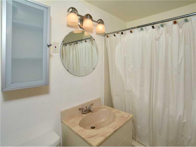 4422 Burma Road Monroeville, PA 15146 - Photo 16 of 19 Full Bath.