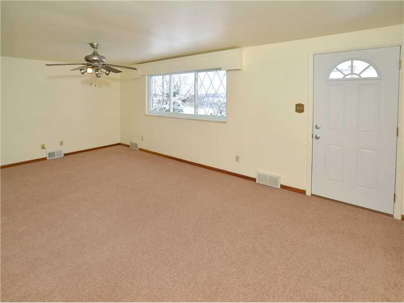 4422 Burma Road Monroeville, PA 15146 - Photo 6 of 19 Living Room.