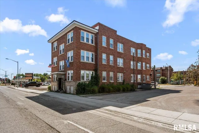 $725,000 | 520 East South Grand Avenue, Springfield, IL 62703