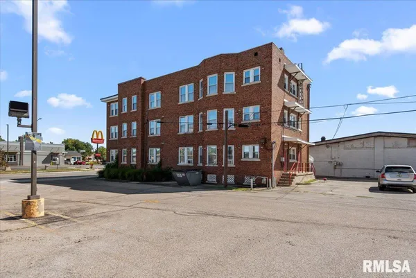 $680,000 | 520 East South Grand Avenue, Springfield, IL 62703