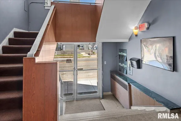 $680,000 | 520 East South Grand Avenue, Springfield, IL 62703