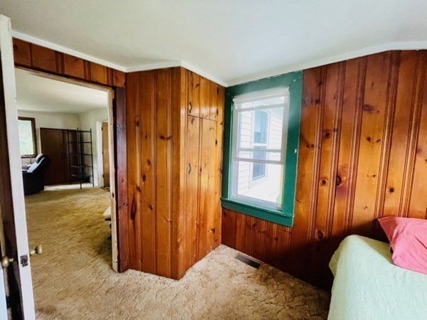 34 Craig Road Holland, MA 01521 - Photo 13 of 25