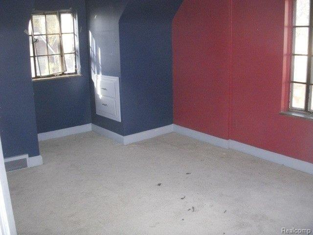 9858 Yorkshire Road Detroit, MI 48224 - Photo 7 of 9 DSCN9095