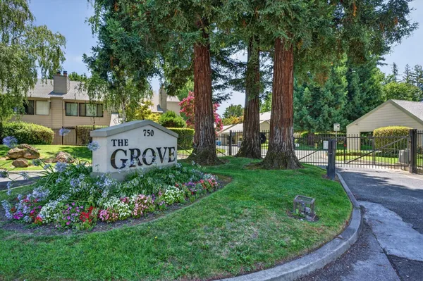 $299,999 | 750 Lincoln Road, Unit 31, Yuba City, CA 95991