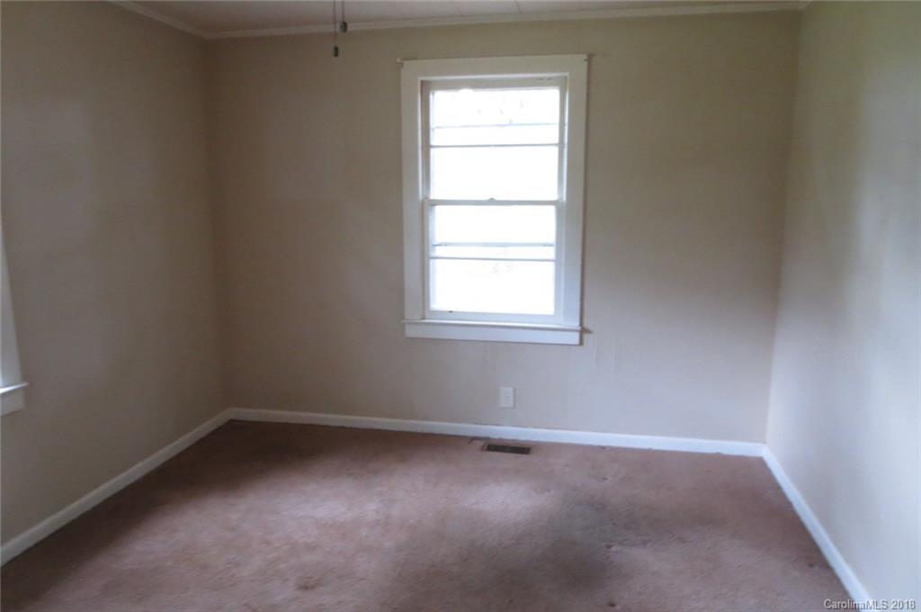 1236 Saluda Road Chester, SC 29706 - Photo 6 of 9