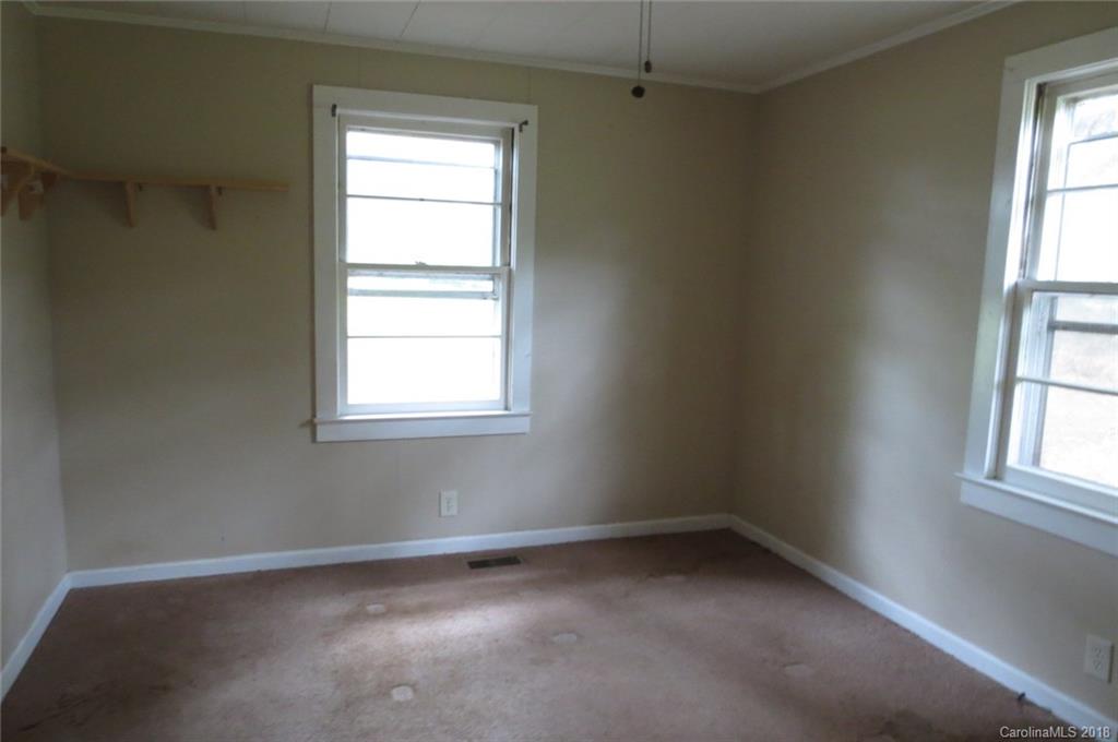 1236 Saluda Road Chester, SC 29706 - Photo 7 of 9