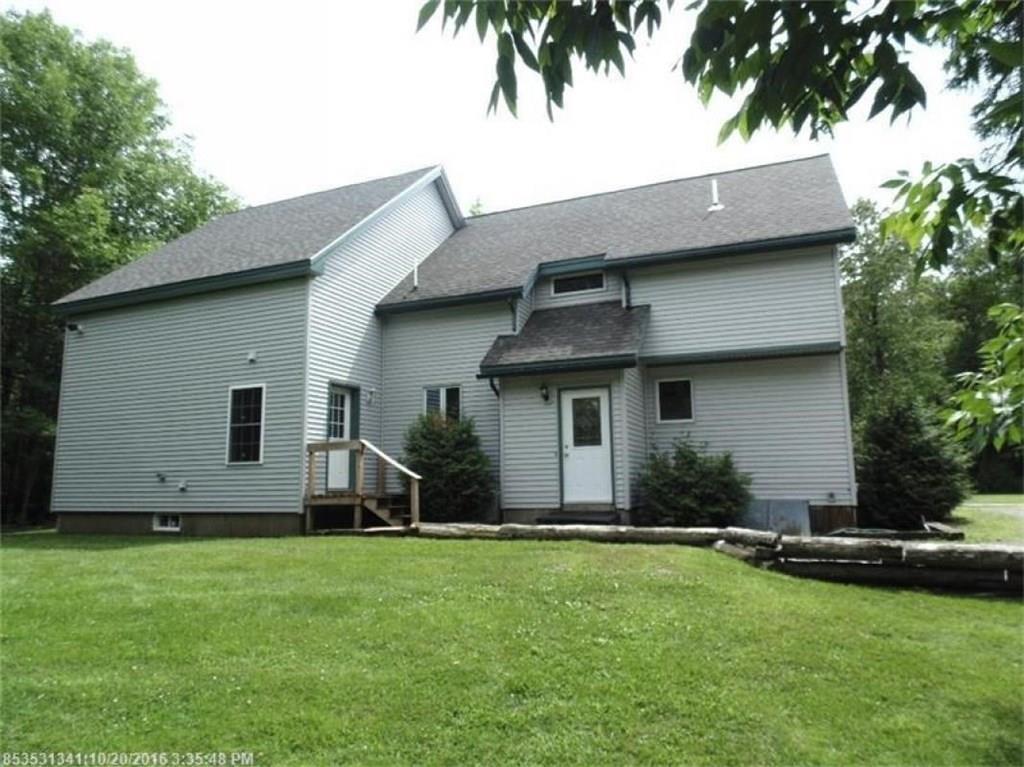 428 Lake Road Levant, ME 04456 - Photo 2 of 35 Photo