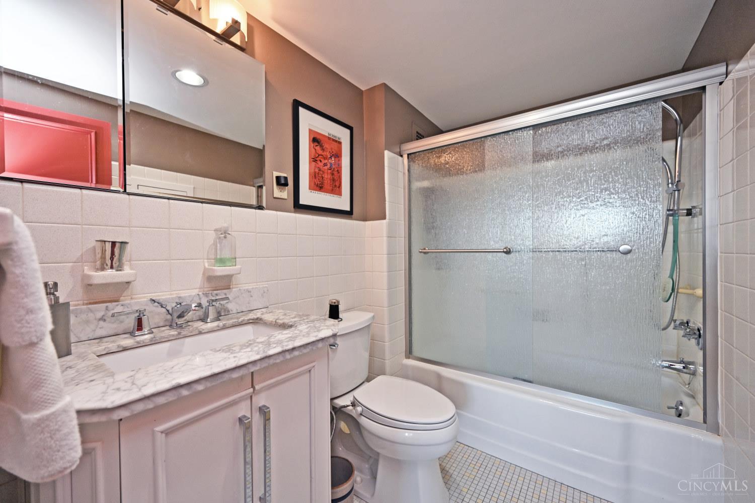 2324 Madison Road, Unit 1208 Cincinnati, OH 45208 - Photo 27 of 38 Gallery Image 27
