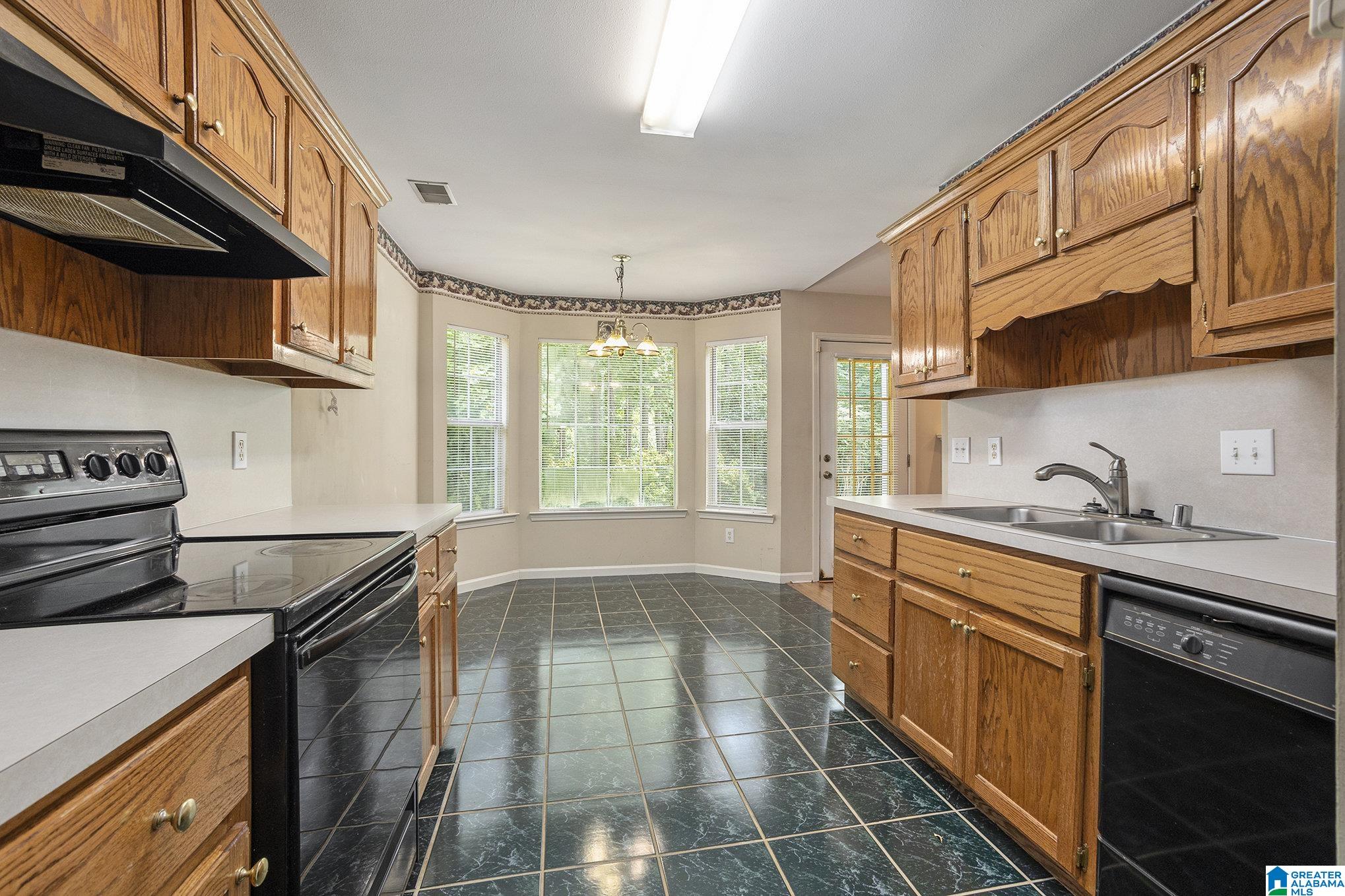 309 St Charles Way Helena, AL 35080 - Photo 6 of 18