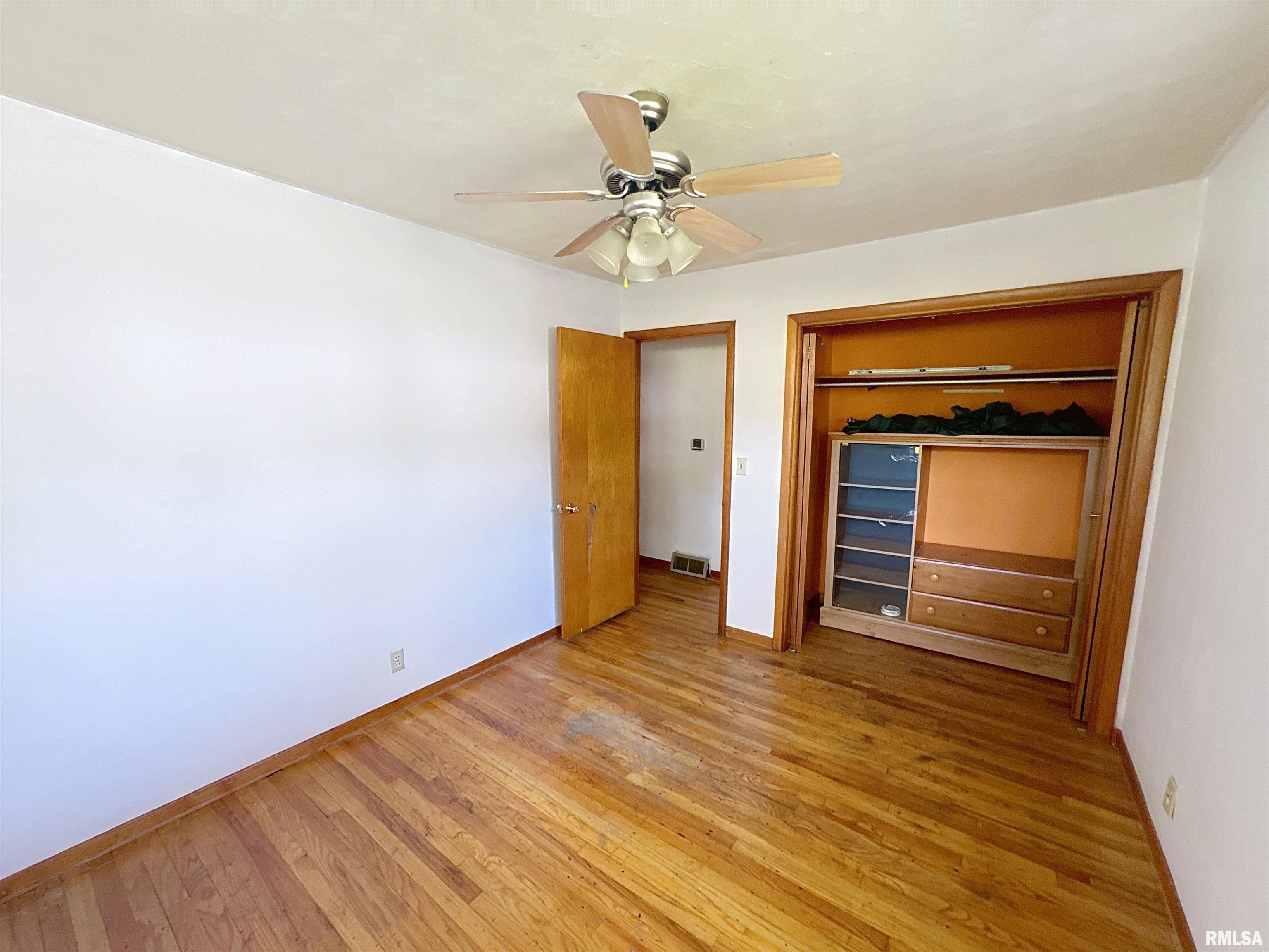 3365 Moencks Road Bettendorf, IA 52722 - Photo 11 of 25 Gallery Image 11