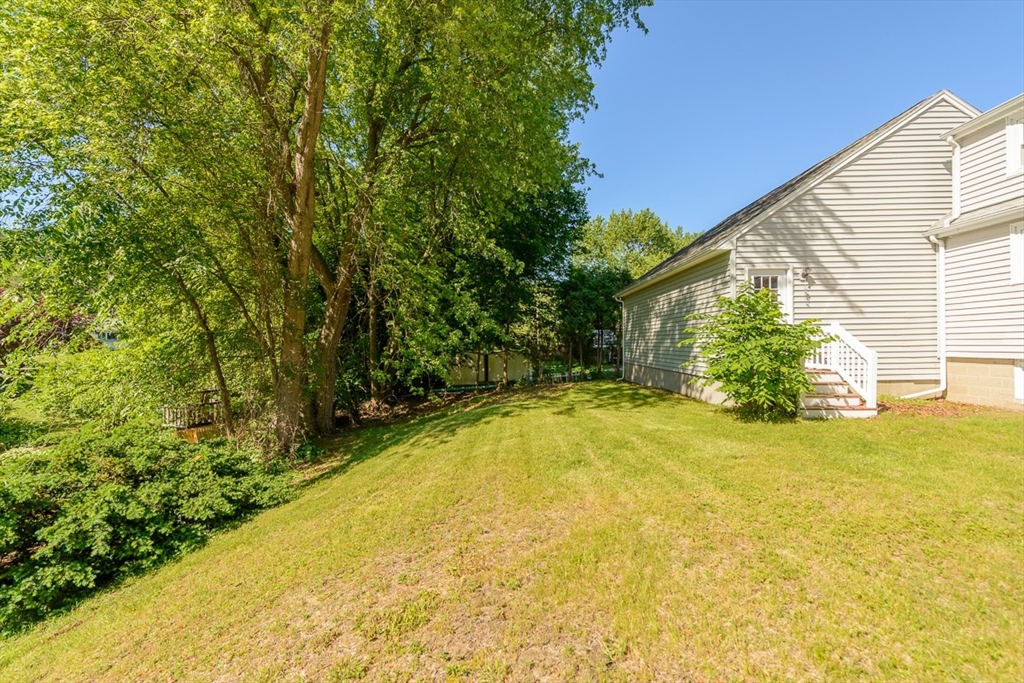 16 Rangeway Road North Billerica, MA 01862 - Photo 30 of 36