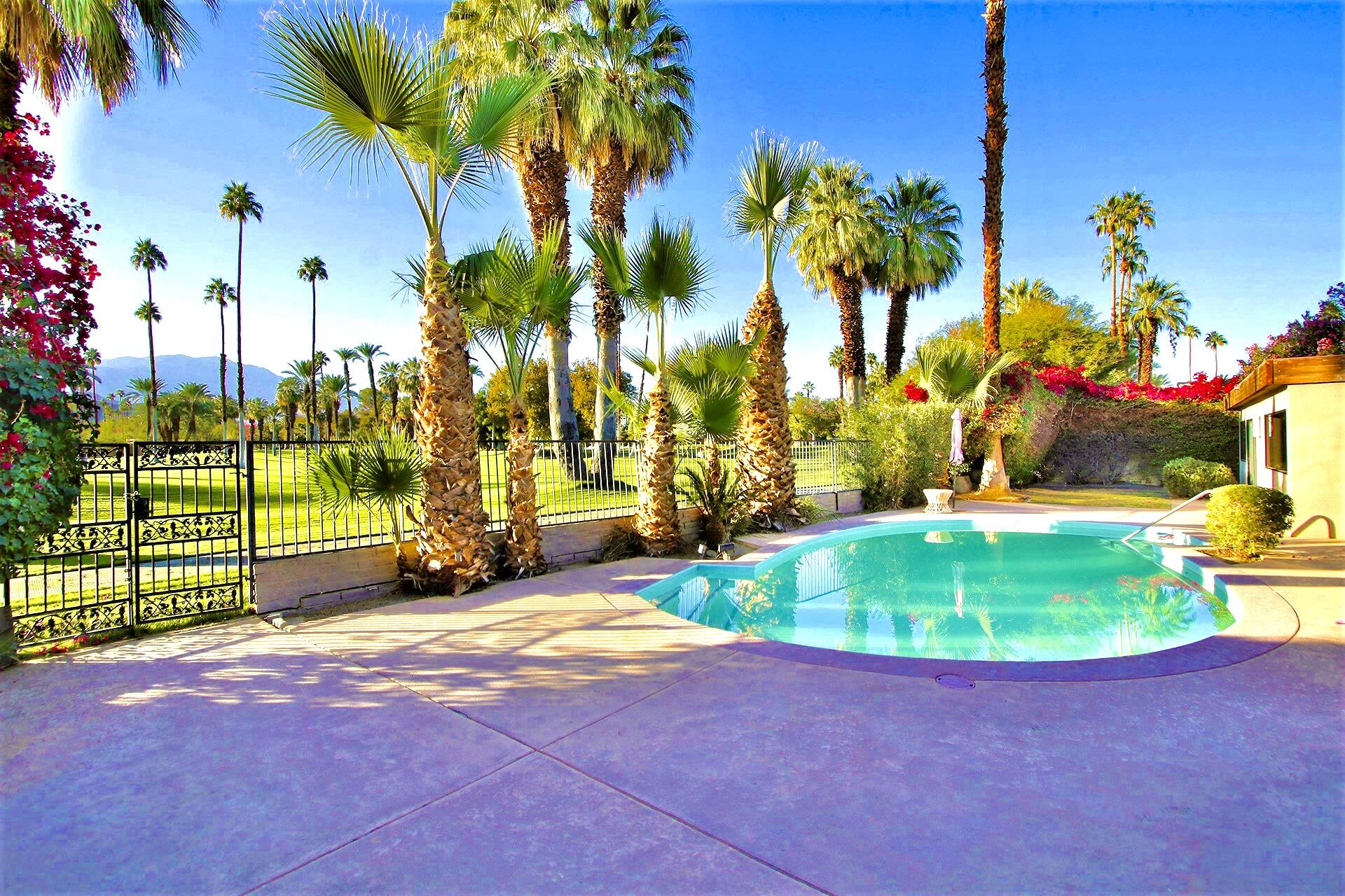 40281 Sand Dune Road Rancho Mirage, CA 92270 - Photo 7 of 41 a view of a basket ball ground