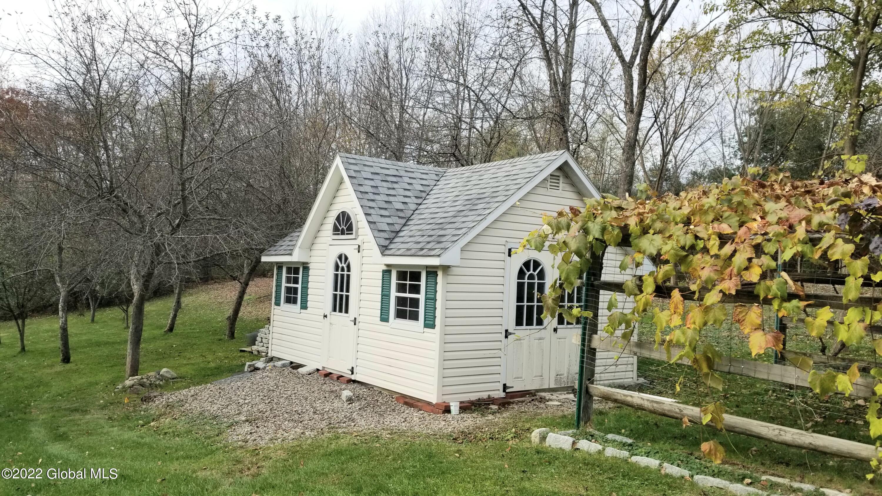 728 Riverview Road Rexford, NY 12148 - Photo 27 of 30 20220503_104140