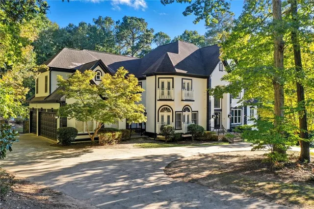 $1,299,000 | 4670 Hamden Forest Drive Southwest, Atlanta, GA 30331