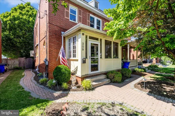 $414,900 | 209 Monroe Avenue, Frederick, MD 21701