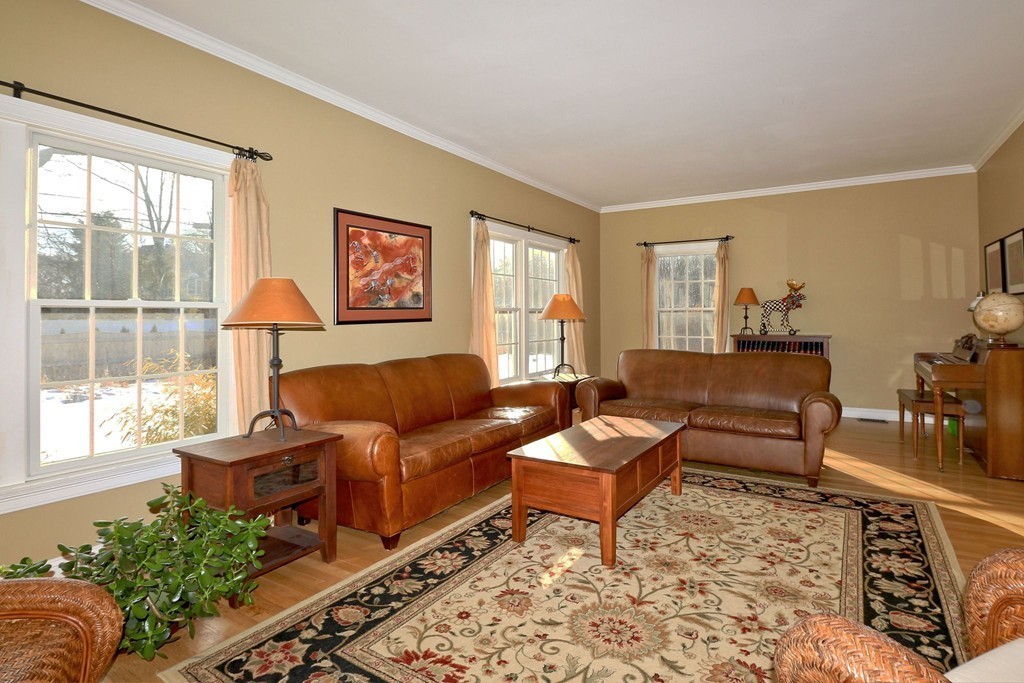 180 Boston Post Road Wayland, MA 01778 - Photo 5 of 30