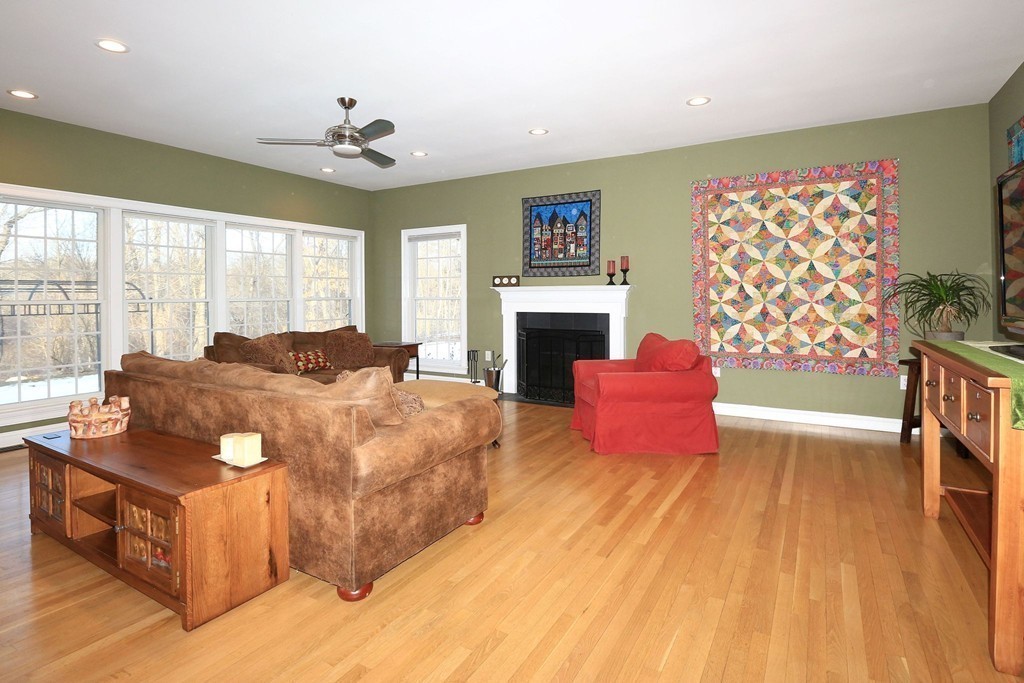 180 Boston Post Road Wayland, MA 01778 - Photo 9 of 30