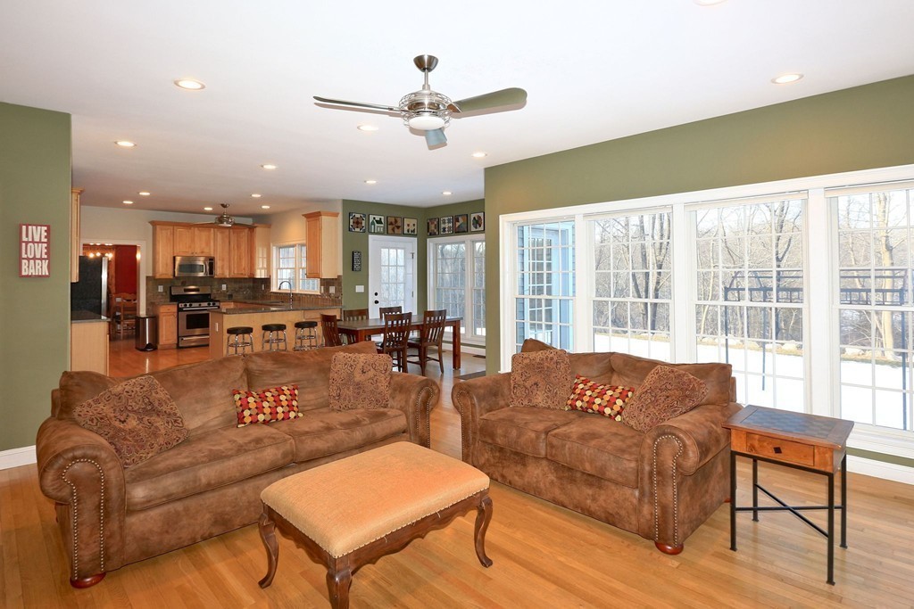 180 Boston Post Road Wayland, MA 01778 - Photo 10 of 30