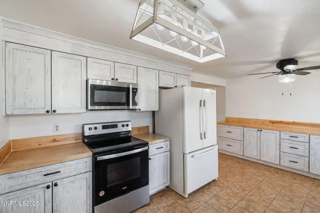 $310,000 | 103 South Oregon Street, Yerington, NV 89447