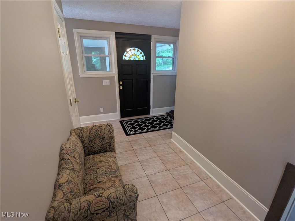 336 River Road Hinckley, OH 44233 - Photo 4 of 39 Gallery Image 4