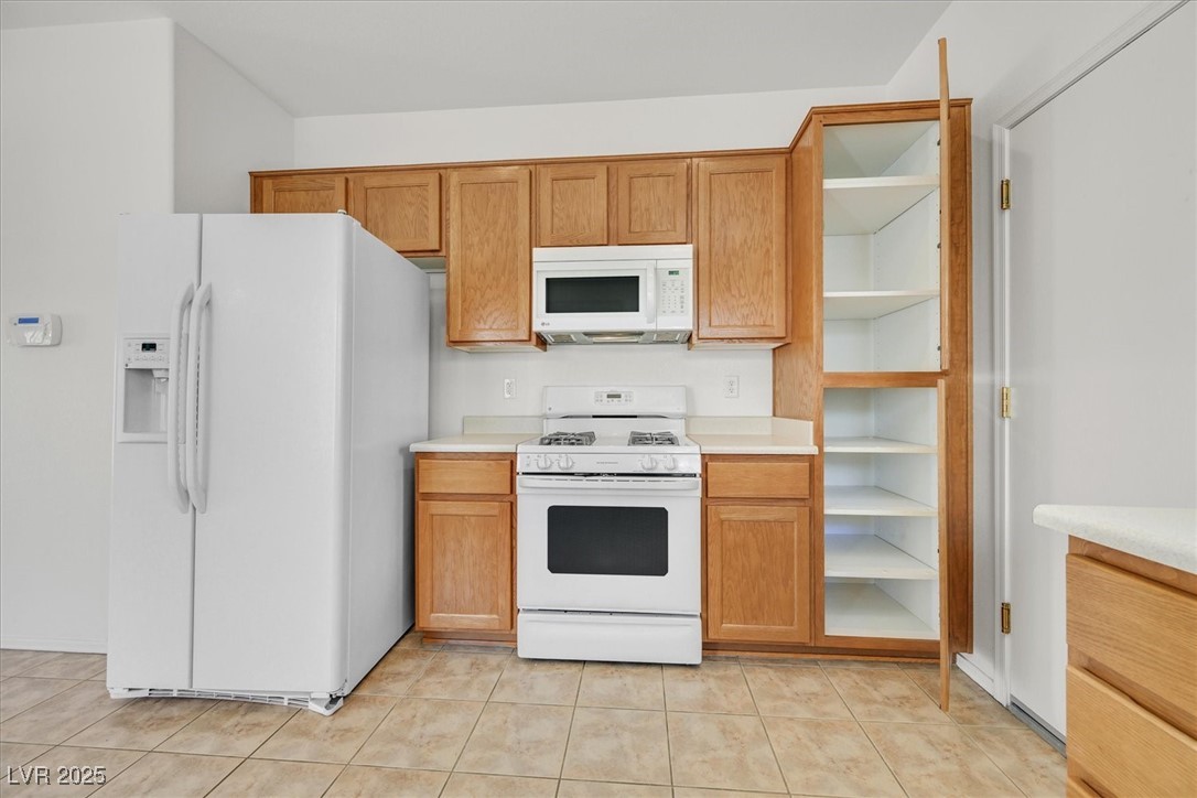 3036 Monroe Park Road Henderson, NV 89052 - Photo 8 of 37