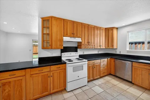 $1,098,888 | 2981 Little Wood Lane, San Jose, CA 95127