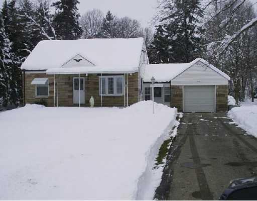 593 Golf Course Road Aliquippa, PA 15001 - Photo 13 of 13 Exterior Front.