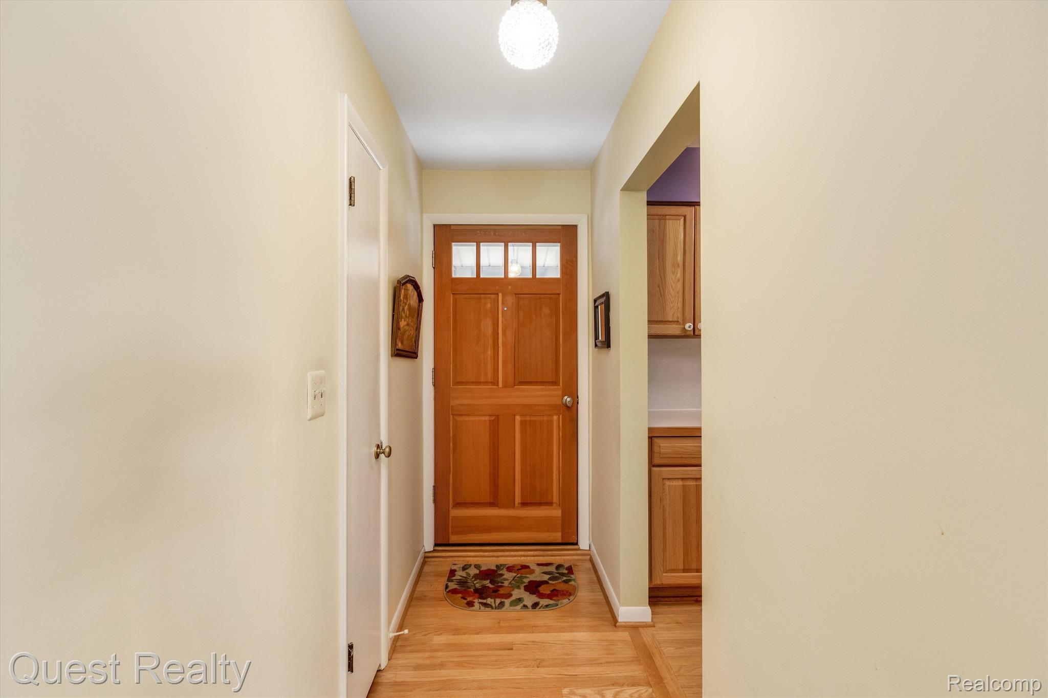 1401 Sycamore Drive Rochester, MI 48307 - Photo 6 of 45 Gallery Image 6