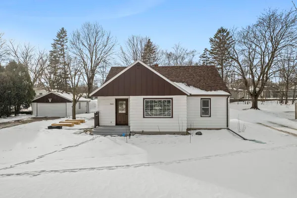$269,900 | 960 Jefferson Street Southeast, Hutchinson, MN 55350
