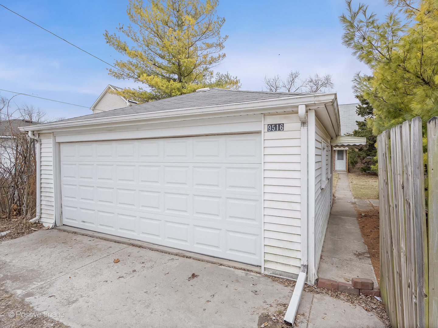 9516 Jackson Avenue Brookfield, IL 60513 - Photo 13 of 15