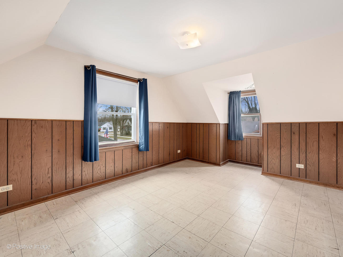 9516 Jackson Avenue Brookfield, IL 60513 - Photo 10 of 15