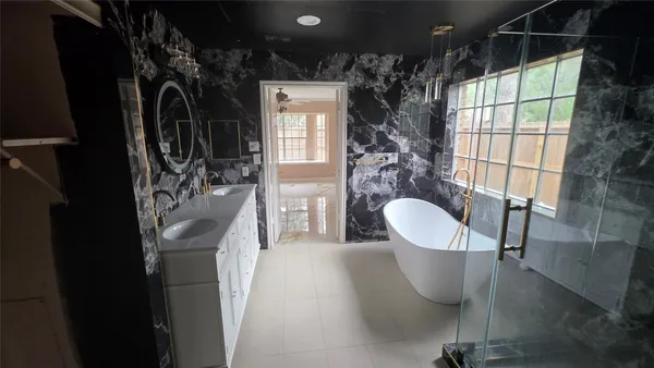 $2,400 | 15207 Pebble Lake Drive, Houston, TX 77095