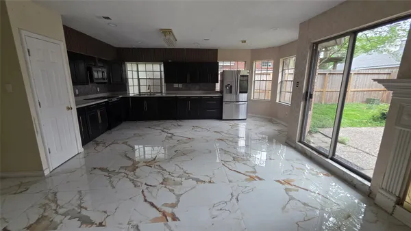 $2,400 | 15207 Pebble Lake Drive, Houston, TX 77095