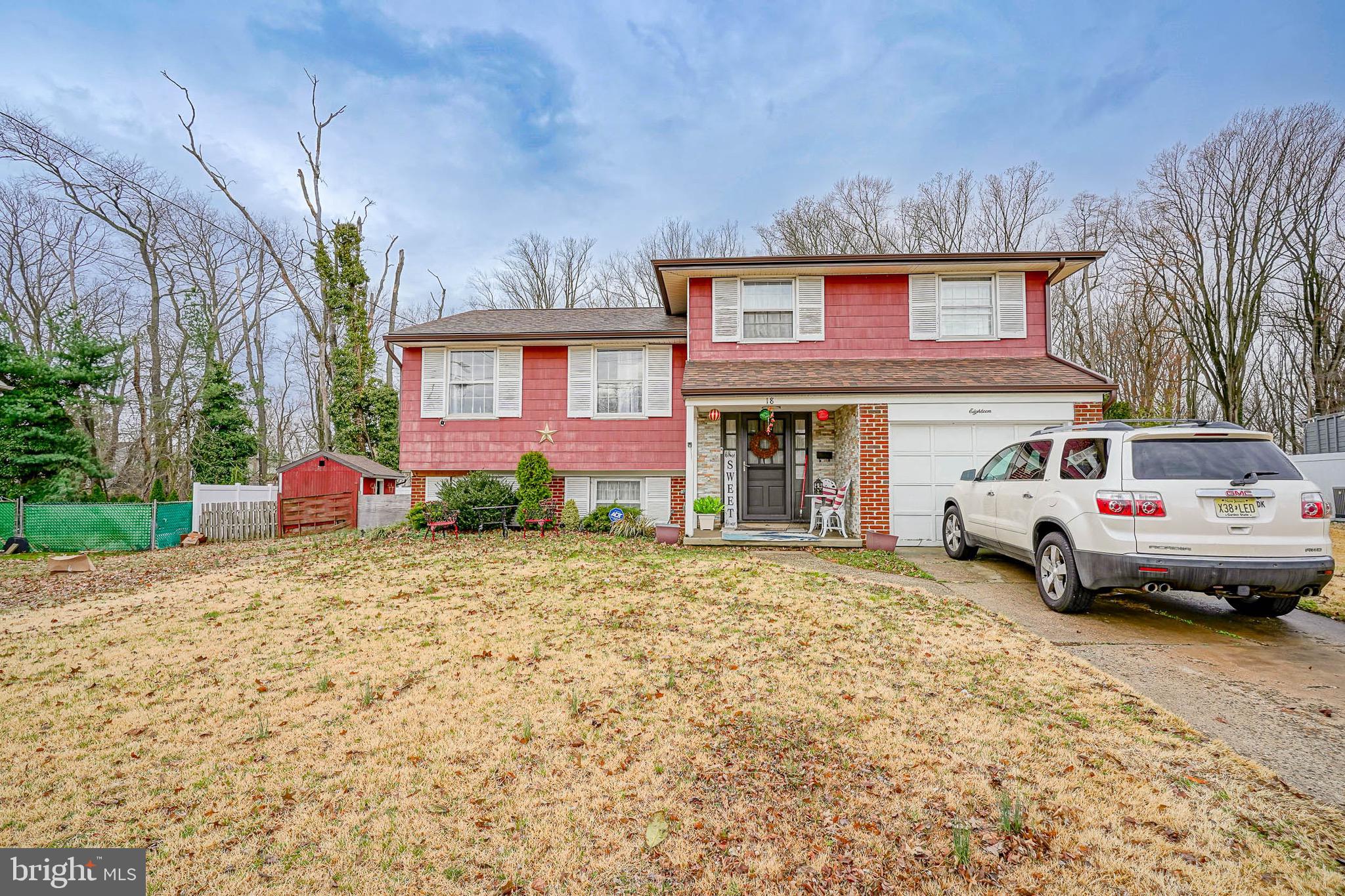 18 Sleepy Hollow Road Stratford, NJ 08084 - Photo 2 of 28