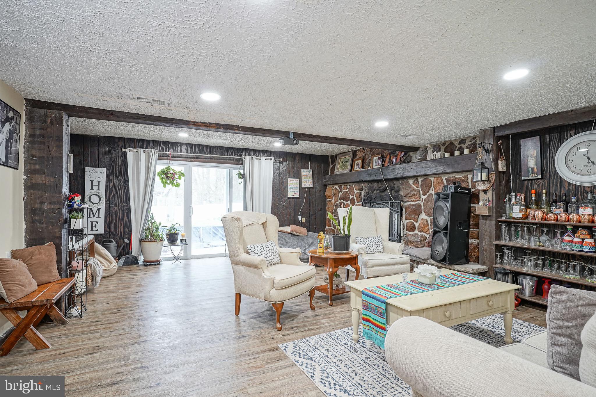 18 Sleepy Hollow Road Stratford, NJ 08084 - Photo 5 of 28