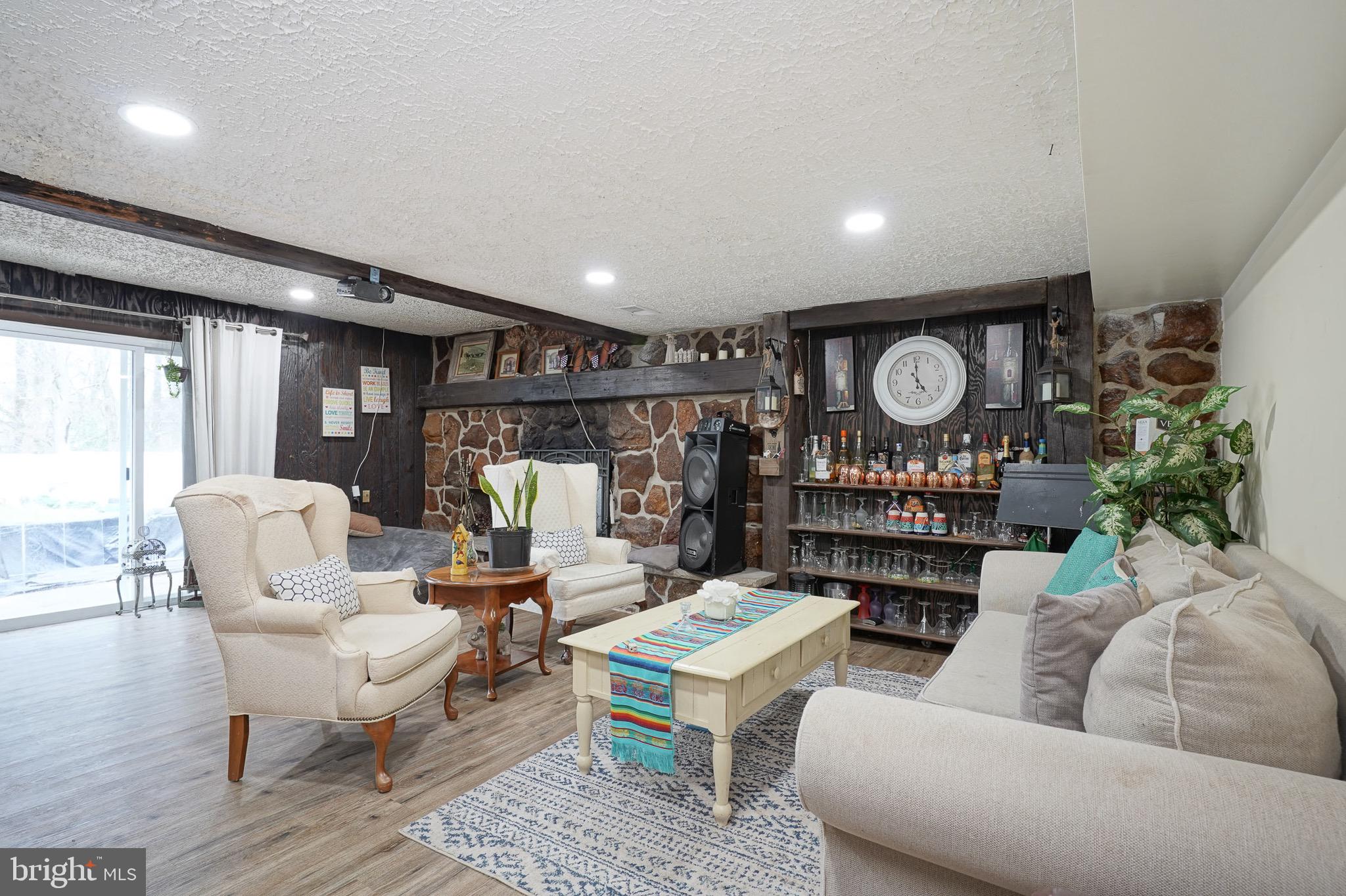 18 Sleepy Hollow Road Stratford, NJ 08084 - Photo 6 of 28