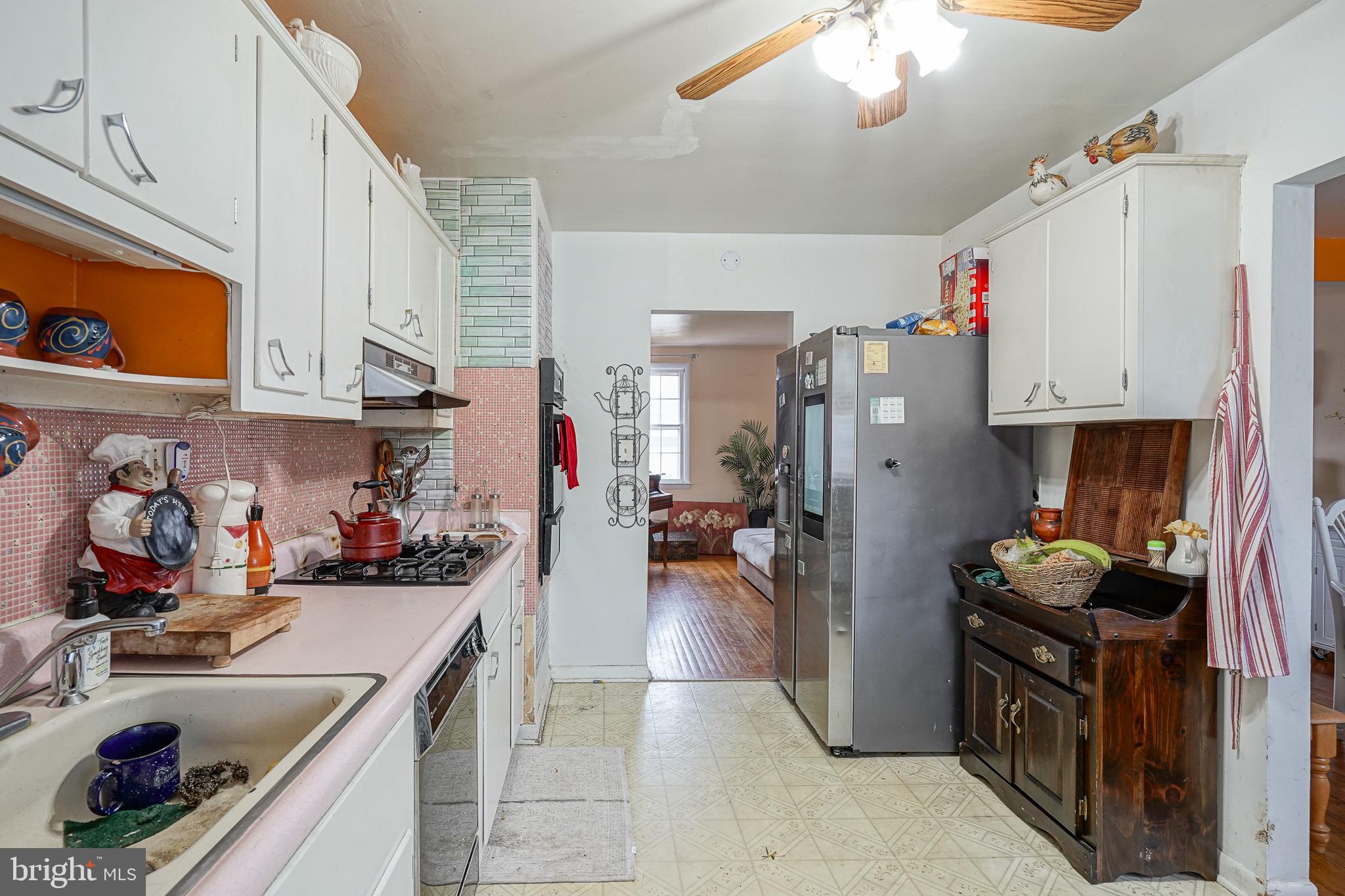 18 Sleepy Hollow Road Stratford, NJ 08084 - Photo 10 of 28