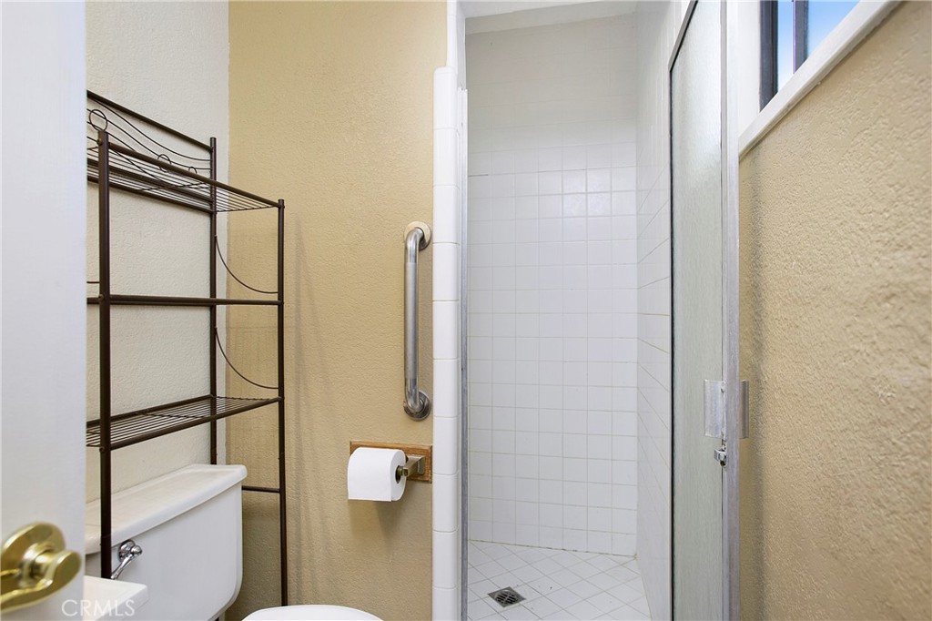 2611 Gregory Lane La Habra, CA 90631 - Photo 14 of 27